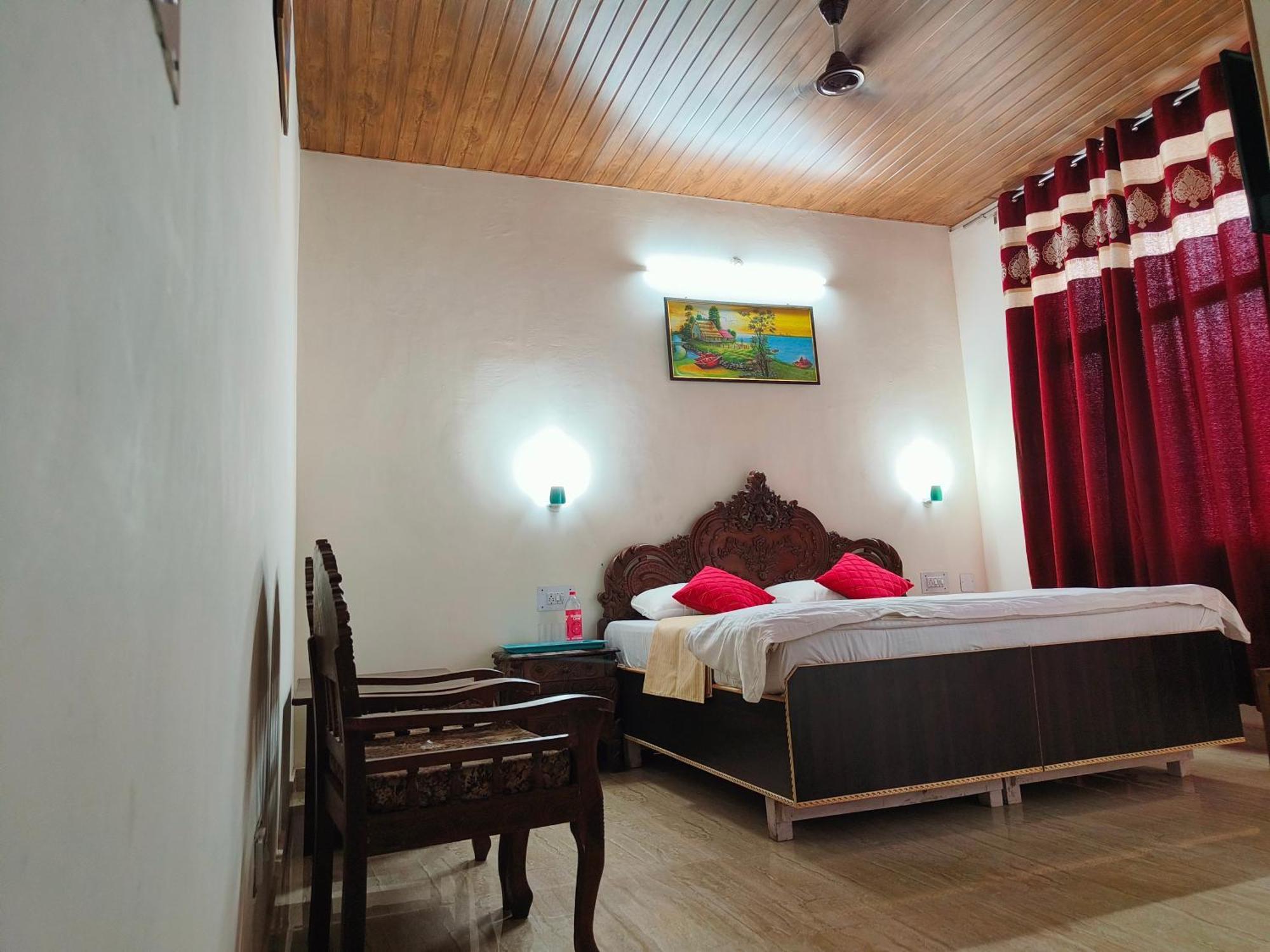 The Eminence Resort & Gym Solan Exterior photo
